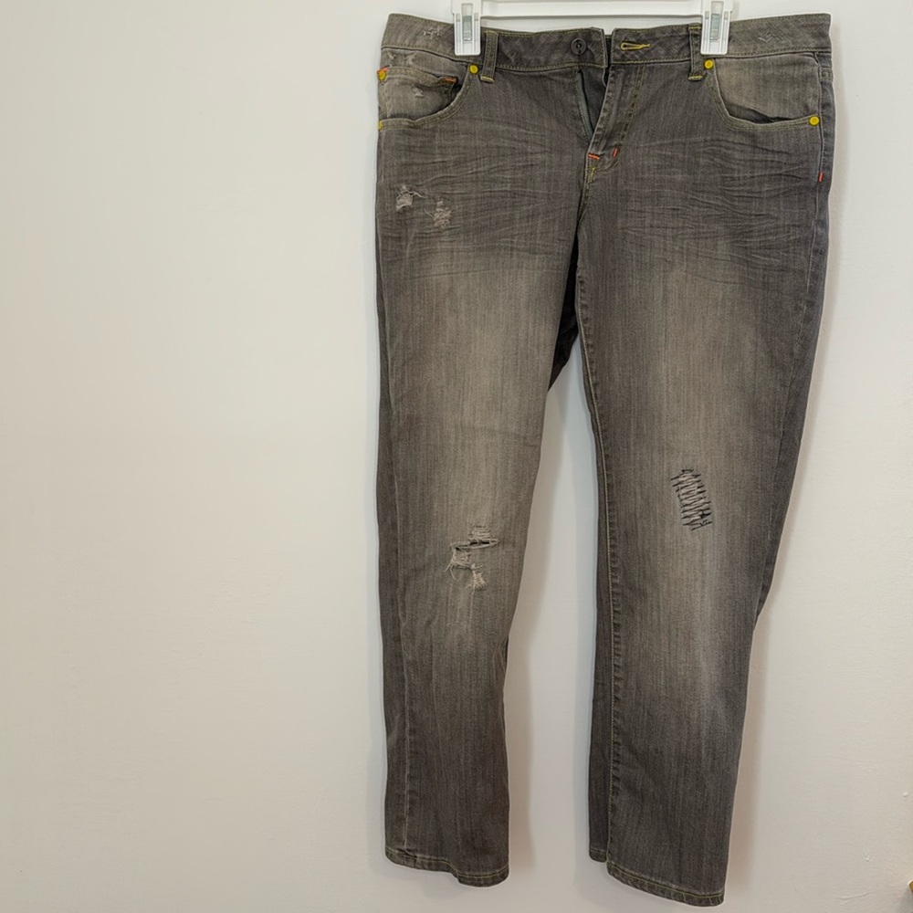 Vintage 90s y2k- Bisou Bisou Michele Bohbot Size 14 jeans. Grey.